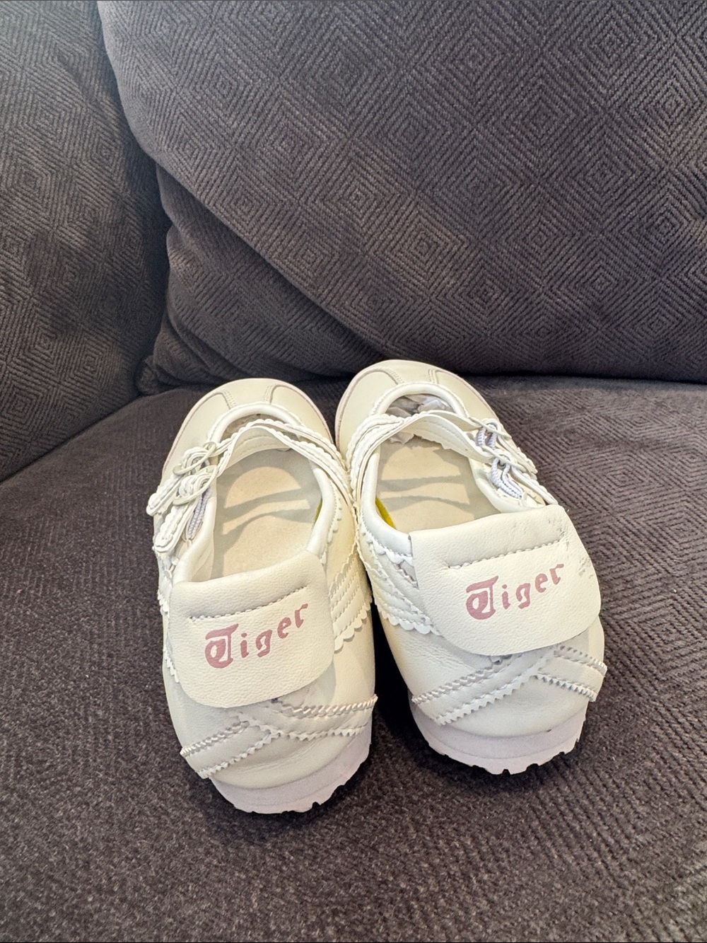Onitsuka Tiger by Asics White Girls' Mary Jane Strap Dress Shoes - Picture 3 of 5